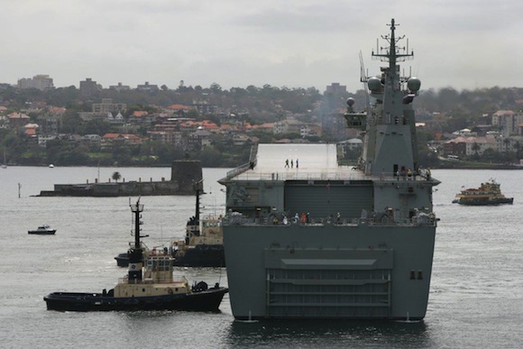 HMAS_Canberra_arrives.Biggest_ship_built_for_RAN_3.jpg