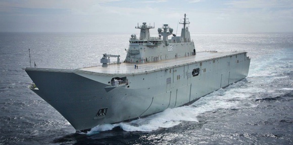 HMAS_Canberra_arrives.Biggest_ship_built_for_RAN_7.jpg