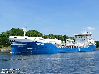 Furetank’s dual-fuel tanker trials waste-based renewable fuel for Equinor