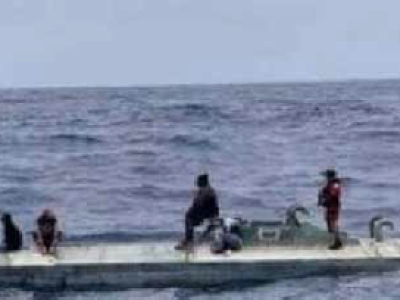 Mexican Navy Captures Large Semisub With 3.5 Tonnes of Cocaine 